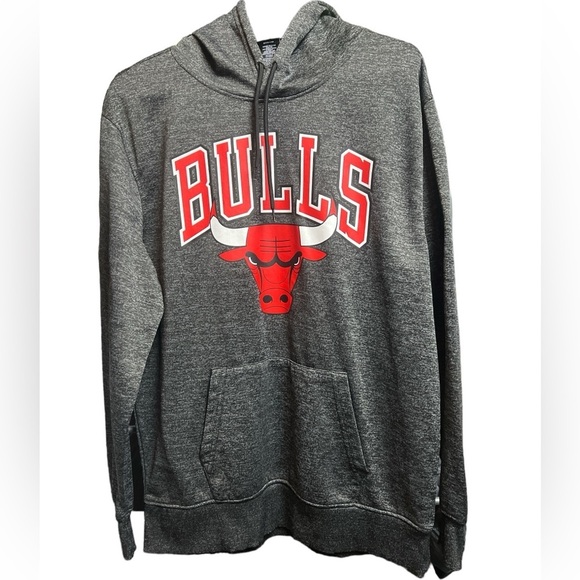 NBA Licensed Chicago Bulls Dark Gray Basketball Pullover Hoodie - Picture 1 of 6